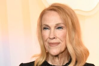 Catherine O’Hara, Schitt’s Creek Star, Dies at 71