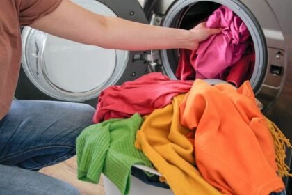 Simple 67p Laundry Hack Prevents Hair and Lint on Clothes and Towels