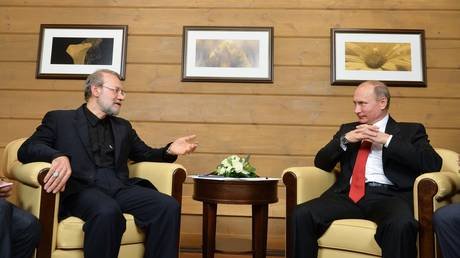 Putin Hosts Iran’s Security Chief Amid Rising US Tensions