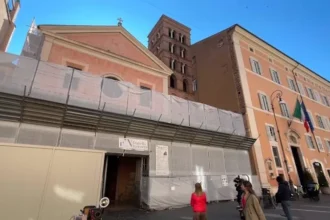 Rome Chapel Mural Sparks Controversy Over Resemblance to Premier Meloni