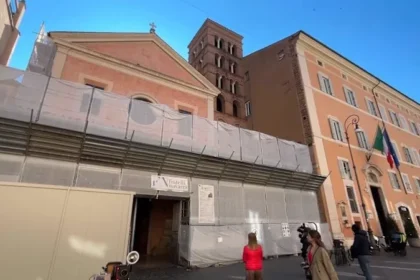 Rome Chapel Mural Sparks Controversy Over Resemblance to Premier Meloni