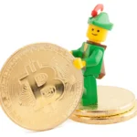 Robinhood Q4 Earnings Face Headwinds Amid Valuation Concerns