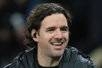 Hargreaves Hails ‘Ridiculous’ Fernandes as Man Utd’s Top Star After Spurs Win