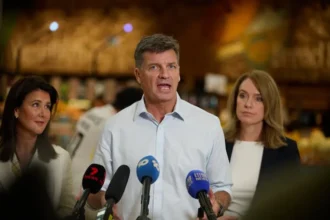 Coalition Tops Victorian Poll as One Nation Hits 21% Support