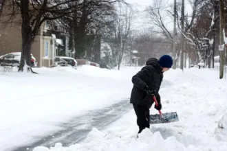 Heavy Snowstorm Shuts Down Newfoundland Schools, Offices Into Wednesday