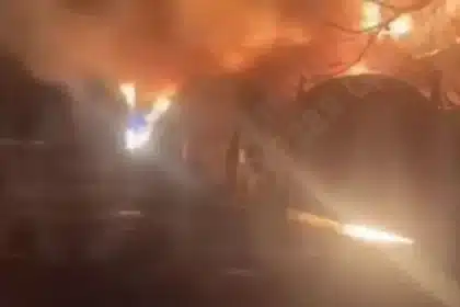 Drone Strike Hits Russian Oreshnik Missile Plant Amid Ukraine Clashes