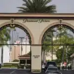 Paramount Raises Warner Bros. Bid to /Share in Netflix Showdown