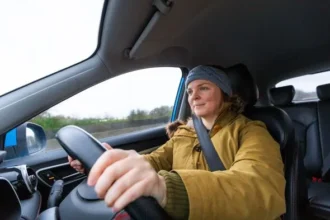 UK Drivers Warned: Narrow Road Sign Often Confused with Dual Carriageway End