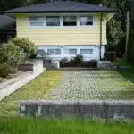 North Vancouver Man Sues to Remove Barrier Blocking 35-Foot RV Parking