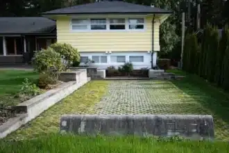 North Vancouver Man Sues to Remove Barrier Blocking 35-Foot RV Parking