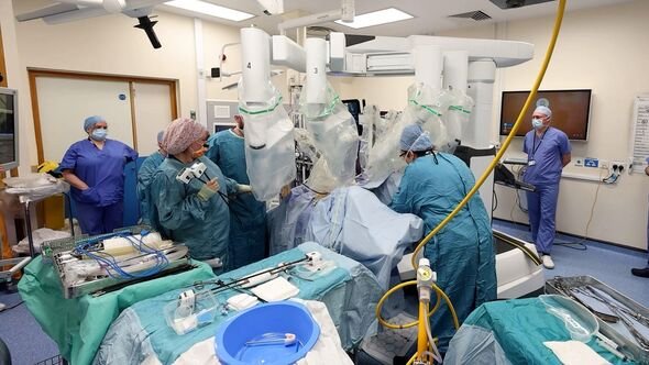 AI Robotic Surgery Revolutionizes NHS Care with Hour-Long Recoveries
