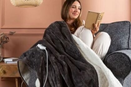 42% Off Luxury Heated Throw: Shoppers Can’t Sleep Without It