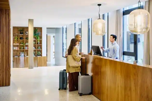 Apple Hospitality REIT: Undervalued High-Yield Monthly Dividend Stock