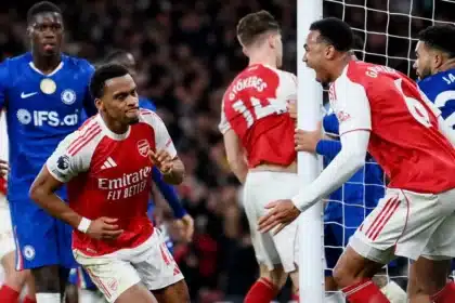 Arsenal Ball Boy Furious at Saliba After Timber’s Winner vs Chelsea