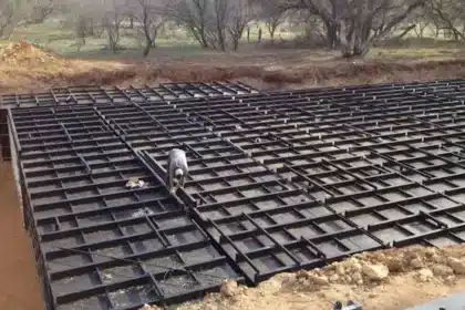 Billionaires’ Doomsday Bunkers: Zuckerberg’s Hawaii Fortress Revealed