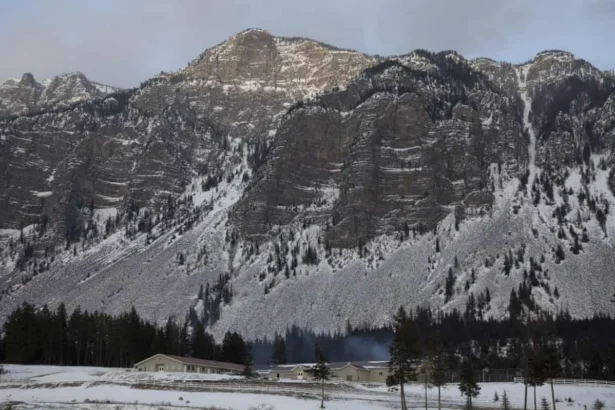 BC Adopts Permanent Daylight Saving Time, Ends Clock Changes