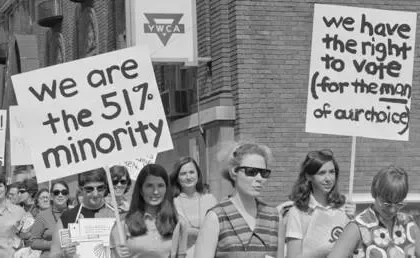 Western Women Leaders’ Cautious Stance on Iran School Strike Draws Scrutiny