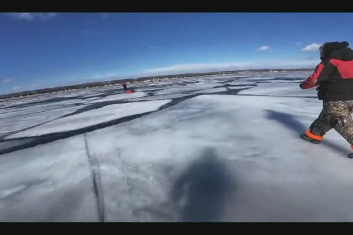 23 Fishermen Flee Breaking Ice Shelf in Frantic Georgian Bay Escape