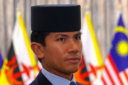 Prince Mateen Shares Rare Home Photo with Newborn Princess Zahra