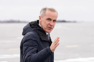 MP Floor-Crossings Push Liberals Toward Parliament Majority