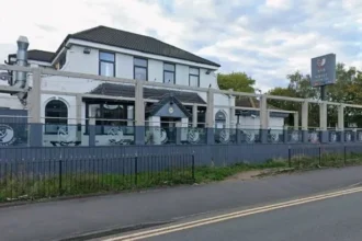 Oldbury Bulls Head Pub Faces Licence Review After Double Stabbing