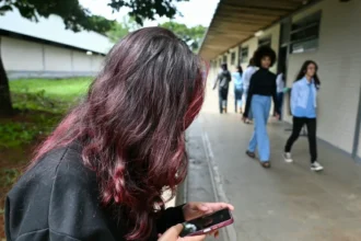 Canada Drops to 25th in 2026 World Happiness Report, Social Media Cited