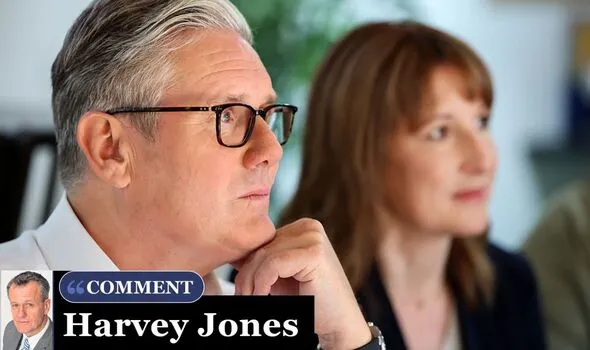 Starmer Plans Cabinet Reshuffle Ahead of Labour Election Losses