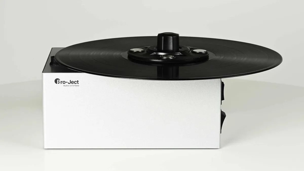 Pro-Ject VC-E Mini: Compact Automatic Vinyl Record Cleaner Launches