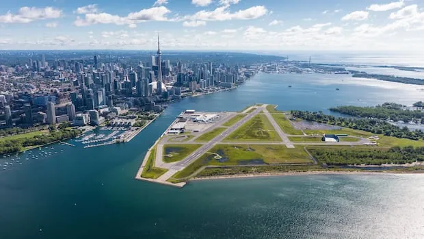 Toronto Council Seeks Legal Options to Fight Billy Bishop Takeover