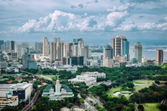 EPHE ETF Trades at 9.6x P/E Amid ASEAN Oil Supply Risks