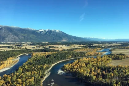 Glacier Bancorp Holds Rating on Valuation Risks and Growth Hurdles