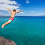 Social Media Sparks Risky Behaviors in Young Tourists