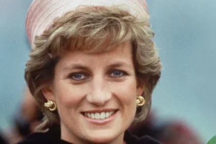 Princess Diana’s 1991 Easter Pastel Outfit Ahead of Its Time