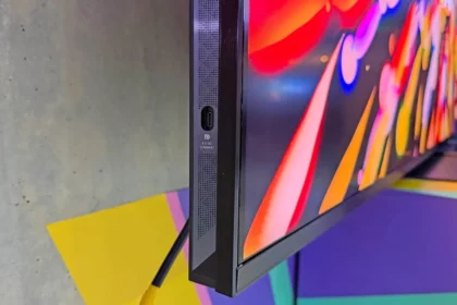 Hisense UR9 2026 TV Debuts with DisplayPort and 4K 180Hz Support