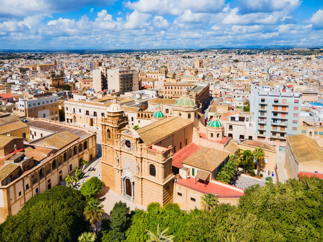 Brit Buys Sicily Dream Villa for Under £19k Amid UK Cost Woes