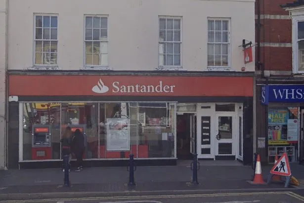 Santander to Shut 40 UK Branches in April-May 2026: Full List
