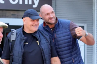 Tyson Fury Brushes Off Dad’s Criticism Ahead of Comeback Fight