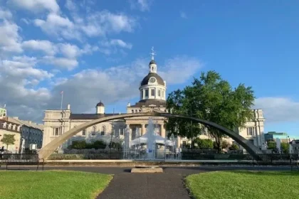 Kingston Council Approves Pay Raise, Delays Full-Time Shift