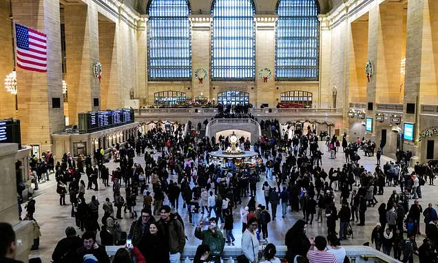 Two Injured in Shooting and Stabbing Spree at NYC Grand Central