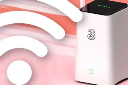 UK Homes Halve Broadband Bills with Simple Mobile Switch