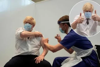 Covid Inquiry Hails UK’s ‘Extraordinary’ Vaccine Rollout Triumph