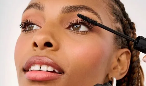 Boots £35 Benefit Beauty Set Worth £100 Wins Shopper Raves