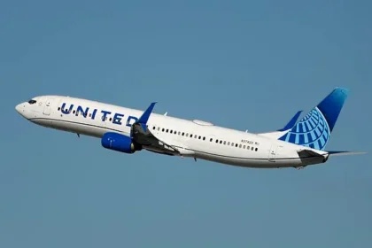 United Airlines Flight Hits Red Drone at 3,000 Feet Over San Diego