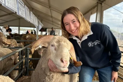Thousands Defy High Fuel Costs for Broken Hill Agfair