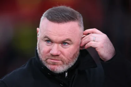 Rooney Tips Arsenal for Premier League Title After City Everton Draw