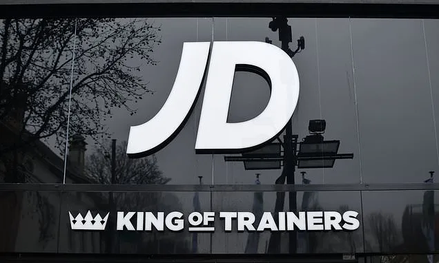 JD Sports Predicts Muted Growth, Profit Decline Amid War