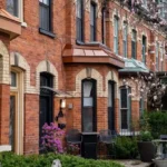 Police Recommend Constant-On Lights to Deter Home Burglars