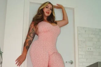 6ft7 Adult Star Charges 0/Min to Threaten Squishing Fans