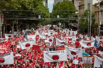 Victorian Teachers Nearing Pay Deal with 32% Raise Offer