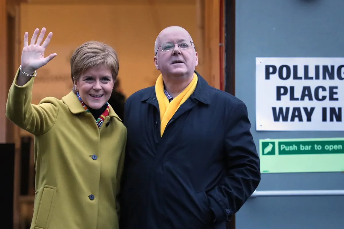 Ex-First Minister Urges Joint Probe into SNP Fund Embezzlement